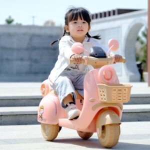xe may dien tre em di an